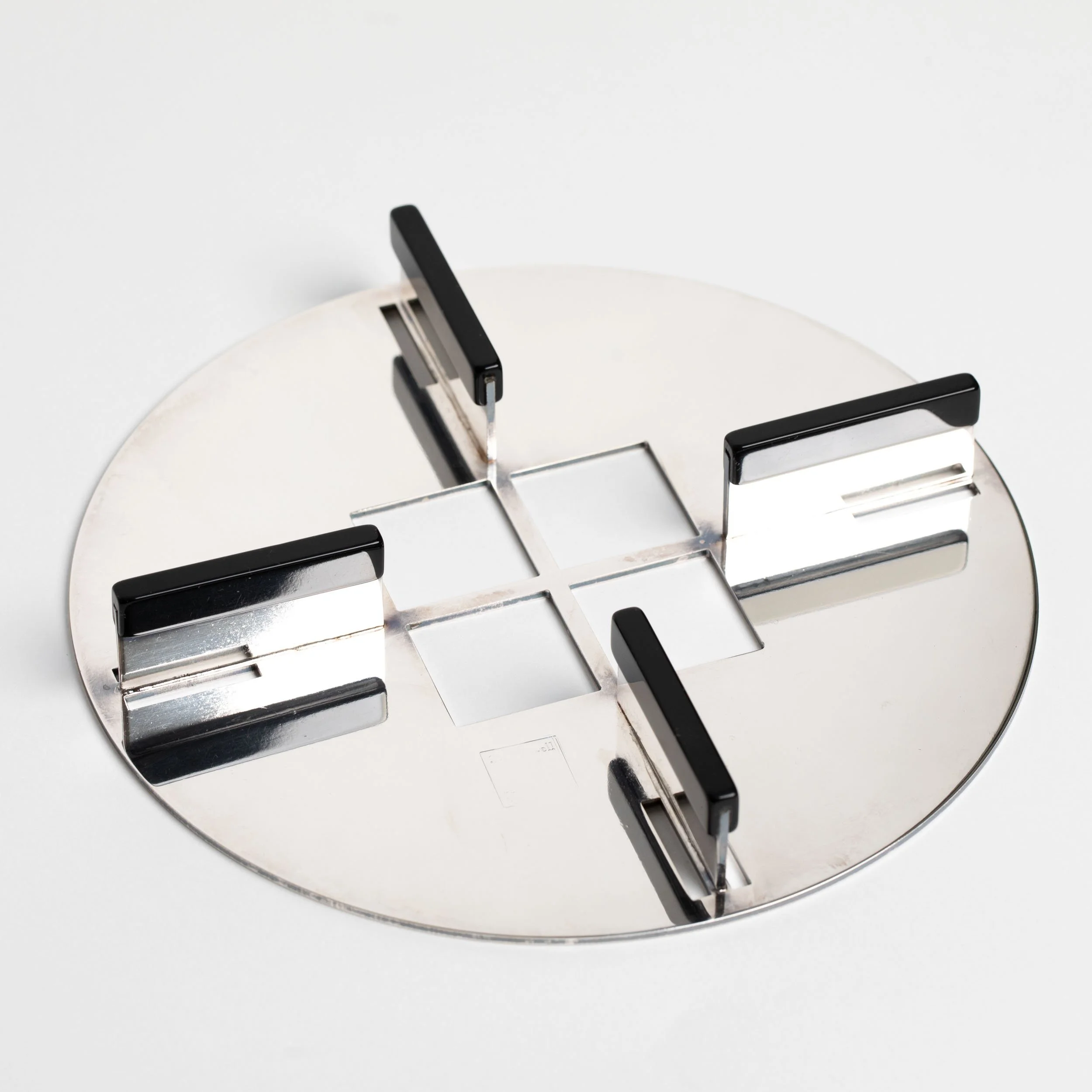 Swid Powell Richard Meier Trivet — HAMEL20